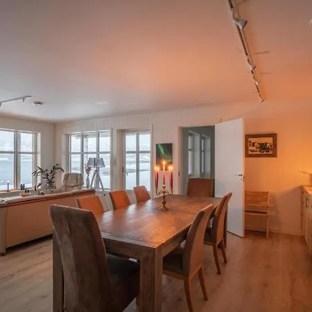 Secluded Northern Light With Great View! Selnes (Tromso)